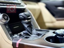 تۆیۆتا لاند کروزەر